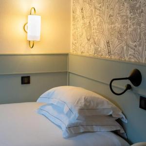 Hôtel De Fleurie - 23