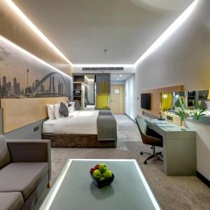 Urban Al Khoory - 47