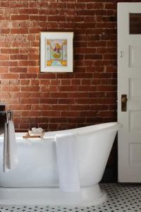 The Dwell, a Member of Designs - 136