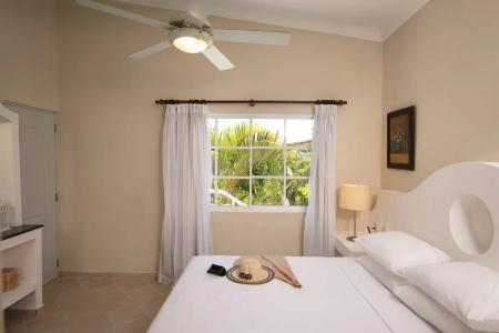 Lifestyle Crown Residence Suites - 1