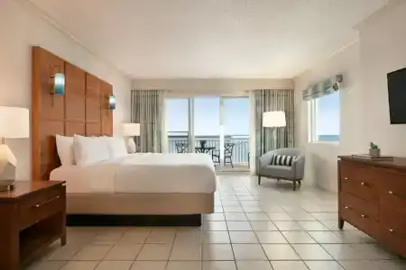 Holiday Inn & Suites, An Ihg - 88