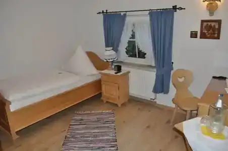 & Restaurant Bei Hölzchen - 4