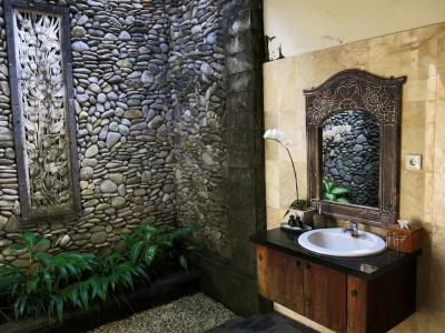 Sri Ratih Cottages - 72
