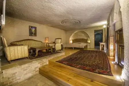 Roma Cave Suite - 3