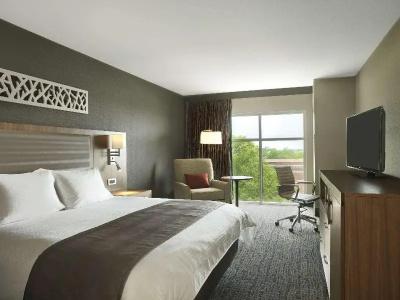 The Broadway - a DoubleTree by Hilton - 55