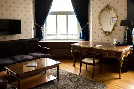 Victoria - 5