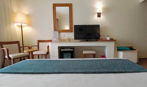 Camel Dive Club & - Boutique - 30