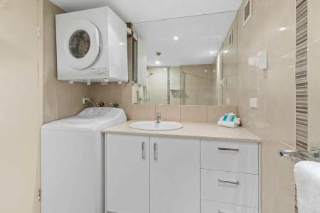 Pacific Broadbeach - 8