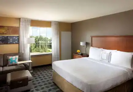 TownePlace Suites Houston Intercontinental Airport - 10