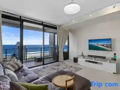 Ultra Broadbeach - 39