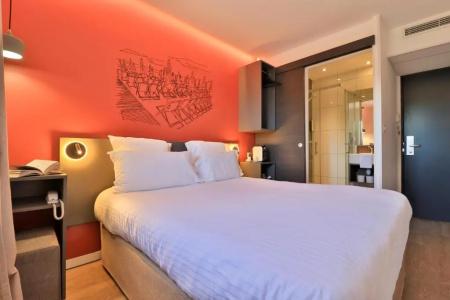 Kyriad Frejus - Centre - 50