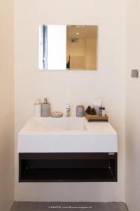 Arch39 Minimal Art & Craft - Sha - 8