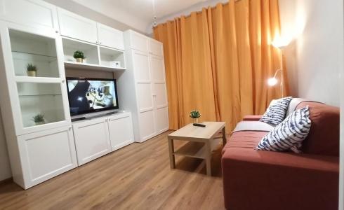 Divan i chemodan on Uritsky str. - 21