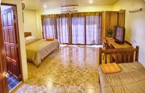 Hugs Guesthouse - 24