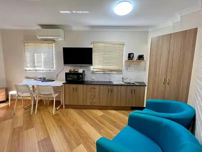 Benson Court - 47