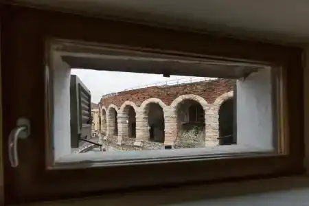 Truly Verona - 247