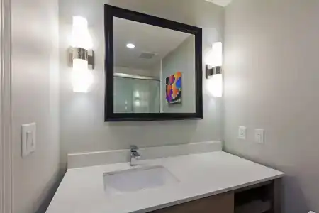 Holiday Inn Houston Ne-Bush Airport Area, An Ihg - 8