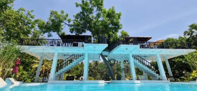 Lucky Beach Resort - 28