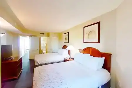 Carolinian Beach - 37