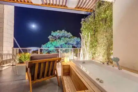 Melanippe Relaxing - Adults Only - 70