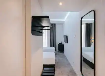 Golden Tulip Design Tbilisi - 18