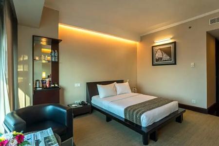 Manhattan Jakarta - 108