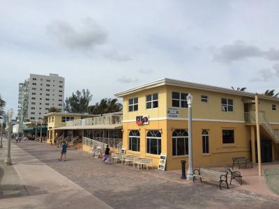 La Terrace Oceanfront - 17