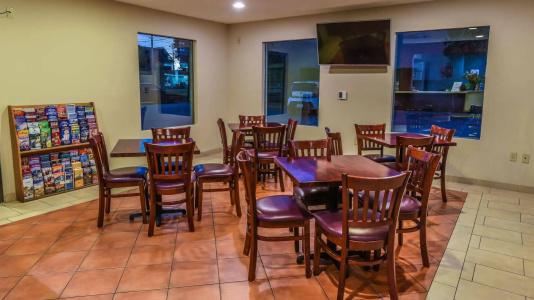 Chariot Inn - 13