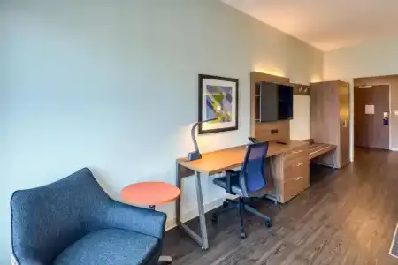 Holiday Inn Express & Suites - Charlotte - South End, An Ihg - 84