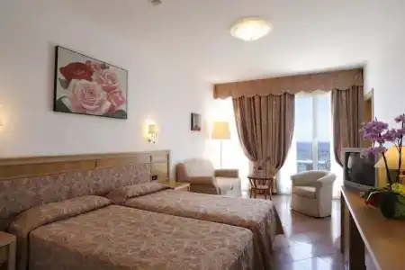 Grand Mediterranee - 15