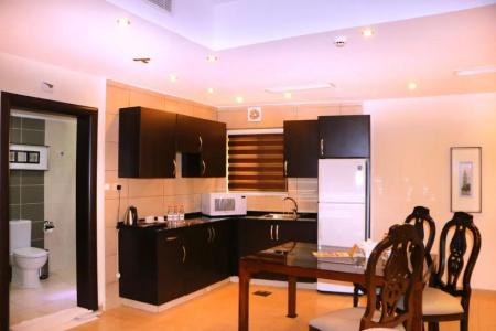 City Rose Suites - 212