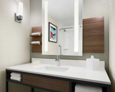 Hilton Garden Inn Las Vegas/Henderson - 7
