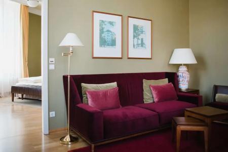 Louisa's Place - 138