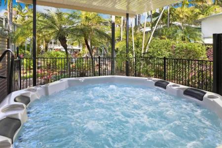 Coral Beach Noosa - 52