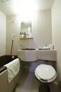 Grampus Inn Osaka - 4