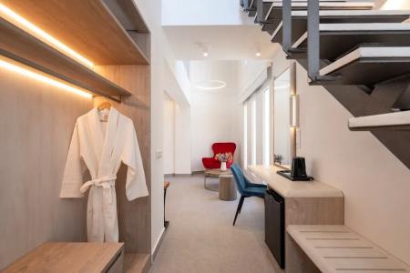 Mirablue Luxury Residences - 186