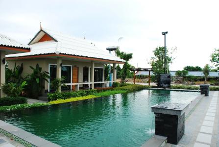 Tontan Resort Cha-am - 7