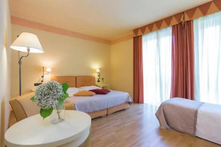 Mercure Tirrenia Green Park - 31