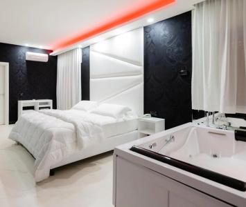 Reggia Suite Spa - 8