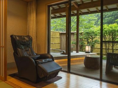 Shimoda Central - 29