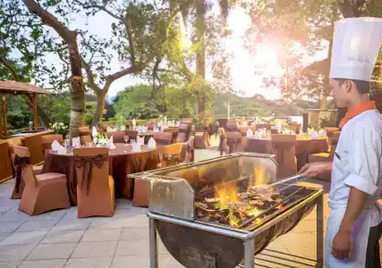 Novotel Ha Long Bay - 11