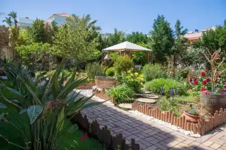 Stamatakis Boutique Studios - 3