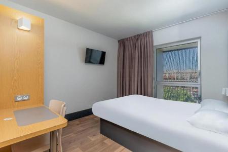 b&b hôTel Marseille Euromed - 4
