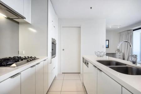 Ultra Broadbeach - 215