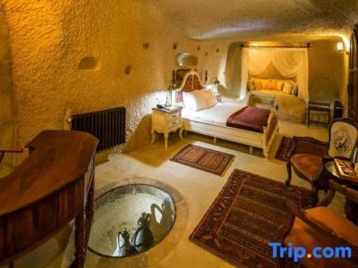 Maya Cave - 72