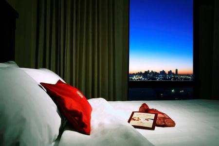 Crowne Plaza Dallas Market Center, An Ihg - 4