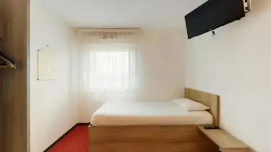 L'Auberge Everde Tarbes-Ibos - 24