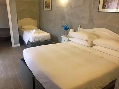 Top Floor Navona - 38