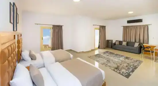 Al Manzel Sheikh Zayed - 83