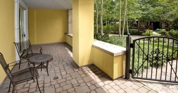 The Collection at the Ritz Carlton Residences - 61